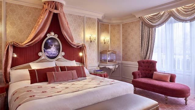 Signature Suite
